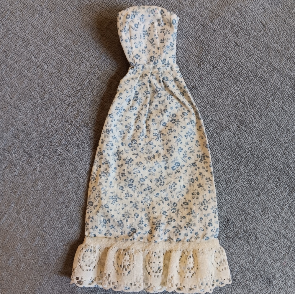 Fits Barbie Vintage Simple Prairie Dress, White & Blue Flowers, 70s 80s Handmade